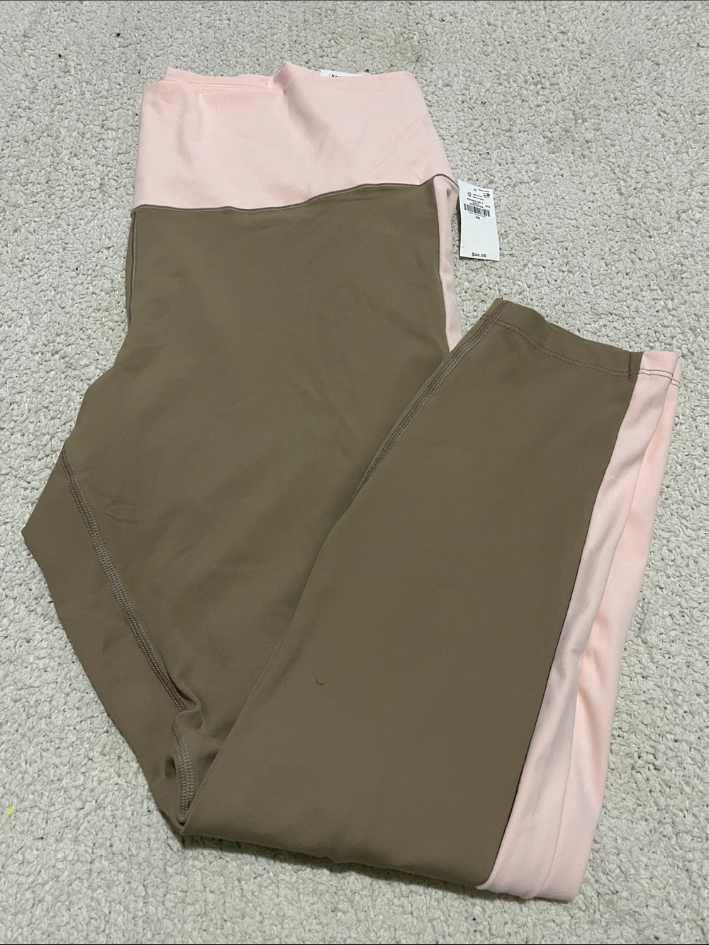NWT- Old Navy - 2X. StudioSmooth Legging